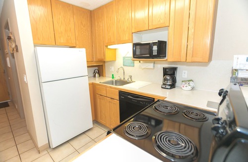 Ocean Shores Apartment | The Grey Gull