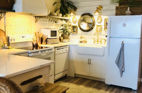 Lincoln City Condo | The Grey Lady - A Serene Oceanview Coastal Getaway