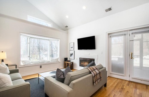 Grand Beach House | The Grey Owl