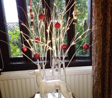 Glemsford Bed & Breakfast | The Greyhound - Historic former Inn