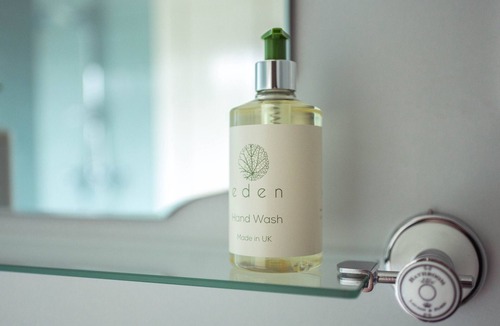 Taunton Bed & Breakfast | The Greyhound Inn Taunton