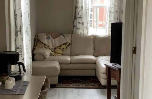 Robinson House | The GreyStone House