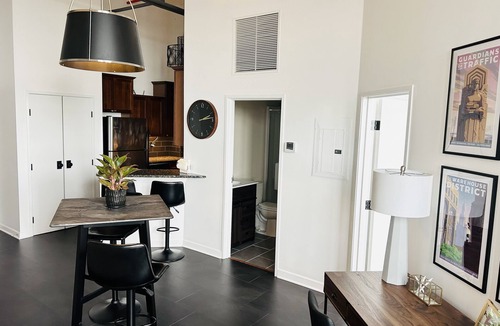 Downtown Cleveland Condo | The Gridiron - industrial chic 2B/2B warehouse condo Downtown