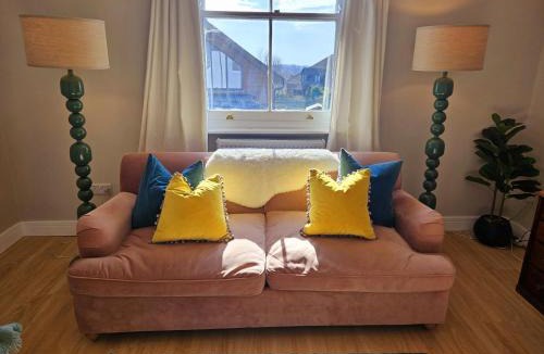 Wadhurst House | The Grieg