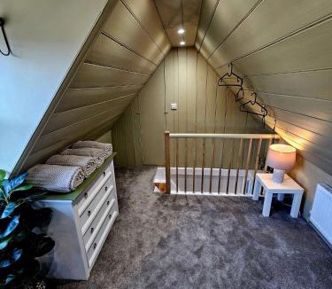 Wadhurst House | The Grieg