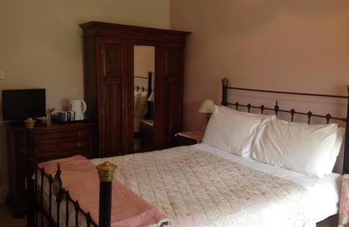 Newtown House | The Gro Guest house