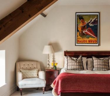 Hindon Hotel | The Grosvenor Arms