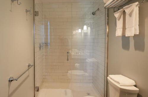 Groton Hotel | The Groton Inn