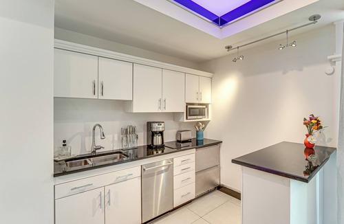 Spring City Apartment | 'The Grotto' - Unique Interactive Cave Experience