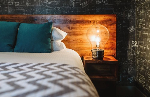 Kingsville Hotel | The Grove Hotel