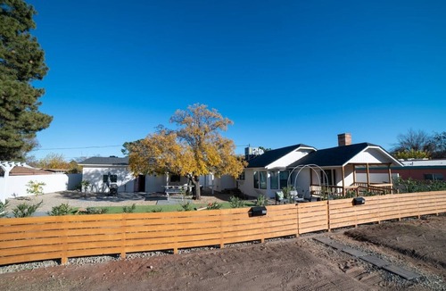 Cottonwood House | The Grove on Main, 2 Homes, Large Patio