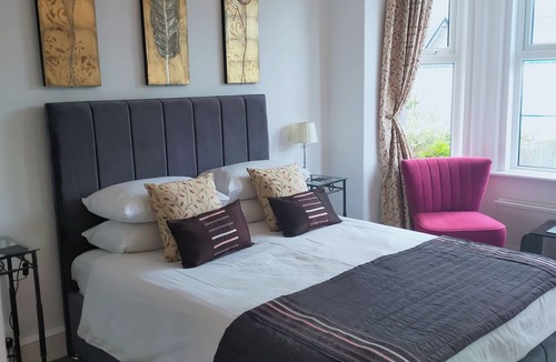 Sidmouth House | The Groveside Guest House