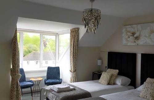 Sidmouth House | The Groveside Guest House