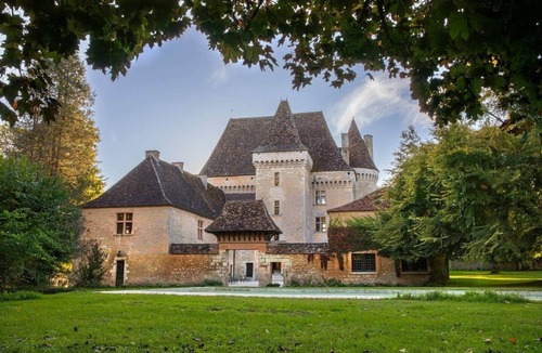 Saint-Laurent-des-Batons House | The Guard Room - Château de Saint Maurice