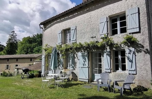 Echire House | The Guardian House