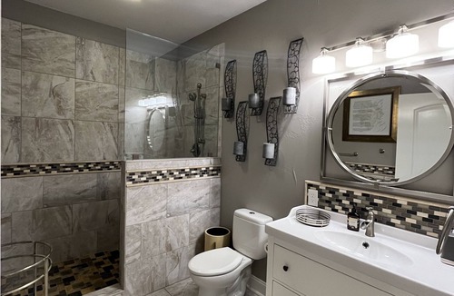 Marble Falls Bed & Breakfast | The Guesthouse at The Lonely Oak