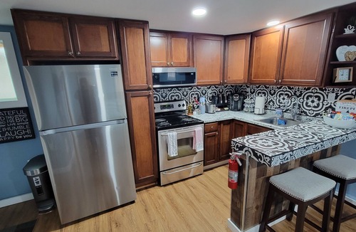 Albany Apartment | The Guesthouse Fire pit.