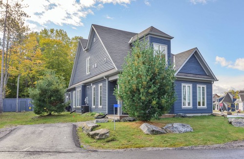 Minett House | The Guide Cottage (#43)
