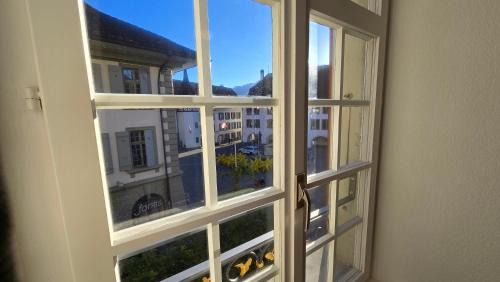 Thun Apartment | The Guild l Central l Castle Thun l Old Town l Netflix
