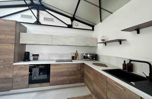 Nyls Villa | The guinguette under the mulberry trees