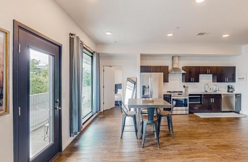 Edgehill Apartment | The Gulch Key