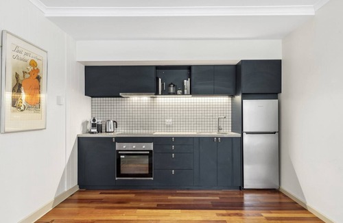 Bellbrae House | The Gully Summary: A