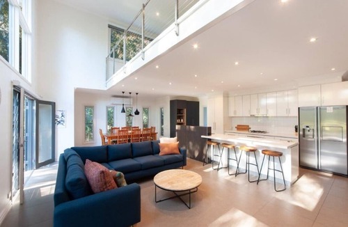 Echuca House | The Gums - Echuca Holiday Homes