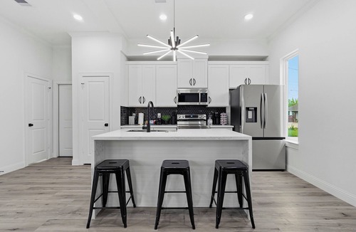 Southeast Houston House | The H-Town Hive Cozy, Chic & Close to Everything