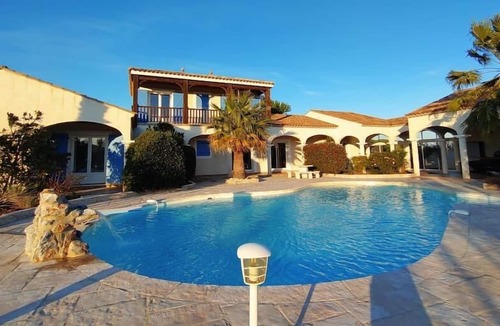 Sigean Villa | The Hacienda del Sol - magnificent villa