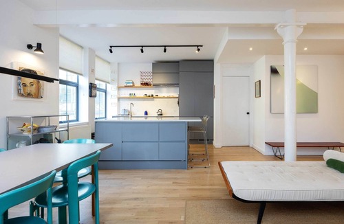Homerton Apartment | The Hackney Loft, by Veeve