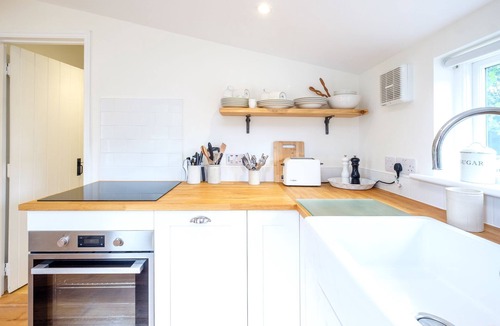 Woodbridge Cottage | The Half House, Iken