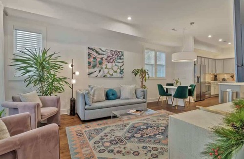 Madison Condo | The Hall Haus - Rooftop Oasis