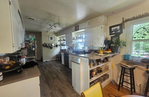 Troutdale House | The Halsey Habitat House — Gateway to the Gorge and across from The Edgefield