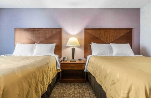 Hamburg Hotel | The Hamburg Hotel