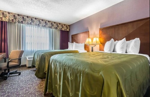 Hamburg Hotel | The Hamburg Hotel