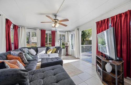 Hapeville Ski Chalet | The Hapeville Haven
