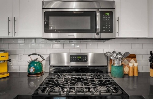 Crown Hill House | The Happy Hideaway