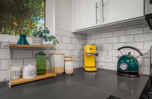 Crown Hill House | The Happy Hideaway