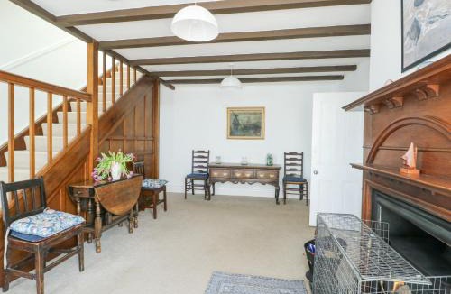 Rhosneigr House | The Harbour