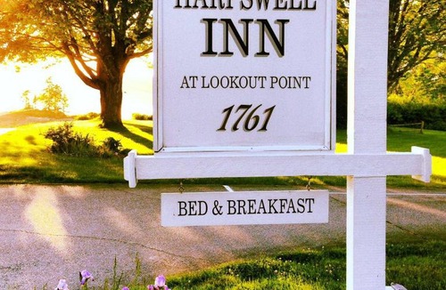 Harpswell Center Bed & Breakfast | The Harpswell Inn