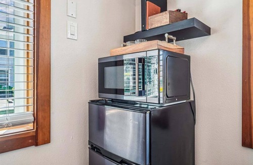 Cannon Beach House | The Harrison Inn * Studio - New Listing!