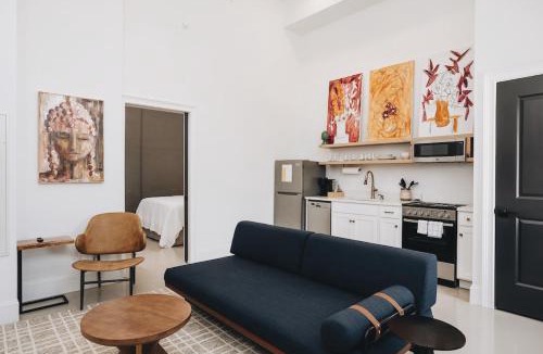Wilson Hotel | The Harriss