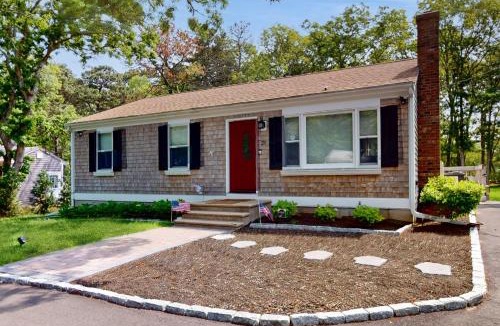 East Harwich House | The Harwich House