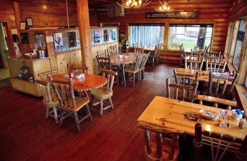 Moran Resort | The Hatchet Resort