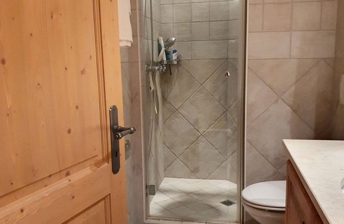 Alpe des Chaux Apartment | The Haut Closel apartment is located 800 m from the Barboleuse gondolas which take you to the Gryon