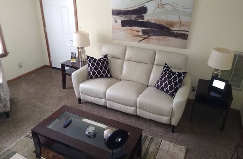 Franklin Apartment | THE"HAVEN" (1 BEDROOM)