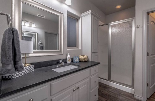 North by Northwest House | The Haven - 3BR/2BA - Clean & Safe New Home