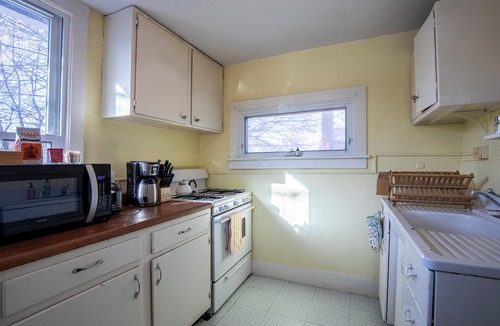 Ithaca Apartment | The Haven: A Spacious Downtown Victorian Apartment