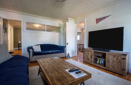 Ithaca Apartment | The Haven: A Spacious Downtown Victorian Apartment