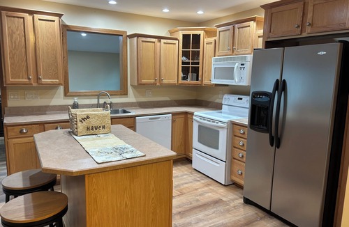 Conneaut Lakeshore House | The Haven at Conneaut Lake